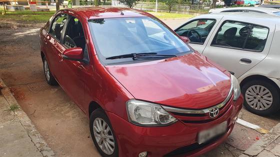 TOYOTA ETIOS 1.5 XLS SEDAN 16V FLEX 4P MANUAL
